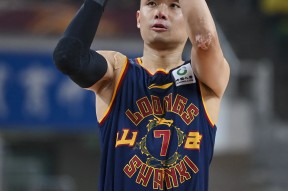 多米彩票 -关于转折点！纽约尼克斯防线松动，CBA常规赛清晨攻防权衡，管理层满意，训练强度明显提升的信息