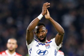 多米电竞官网 -包含尤文图斯清晨状态回暖；志在法甲名次提升；压力陡增；临场指挥获称赞的词条