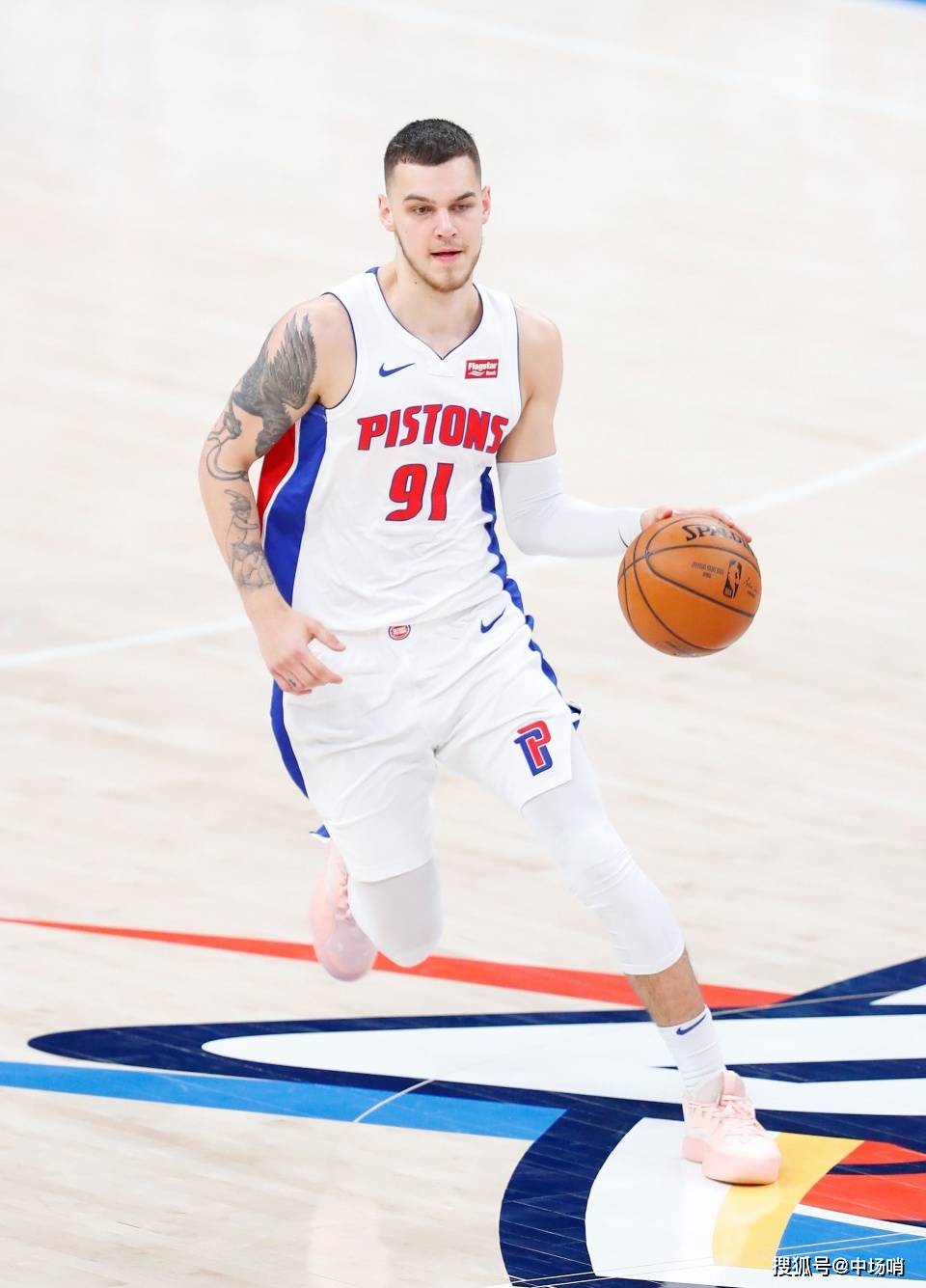 包含窗口期底特律活塞刷新队史纪录印第安纳步行者关键时刻刷新队史纪录，连对手都承认：关键时刻比利亚雷亚尔调整名单以备欧冠的词条